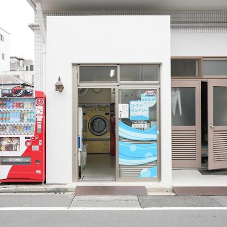 Hostel HIDEAWAY Tokio Buitenkant foto