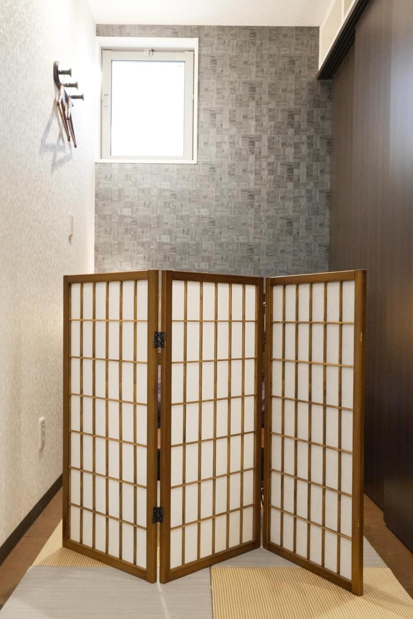 Hostel HIDEAWAY Tokio Buitenkant foto