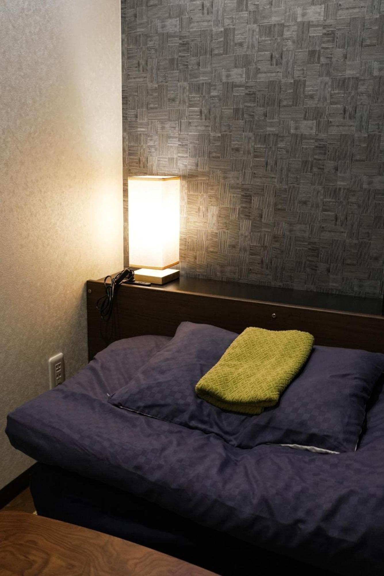 Hostel HIDEAWAY Tokio Buitenkant foto